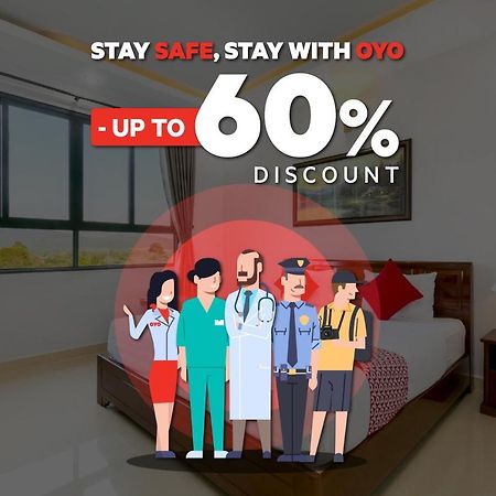 Oyo 1449 Istana Permata Dinoyo Surabaya Kültér fotó